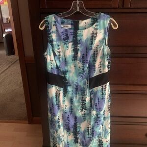 Elegant Blue and Black Sleeveless Dress